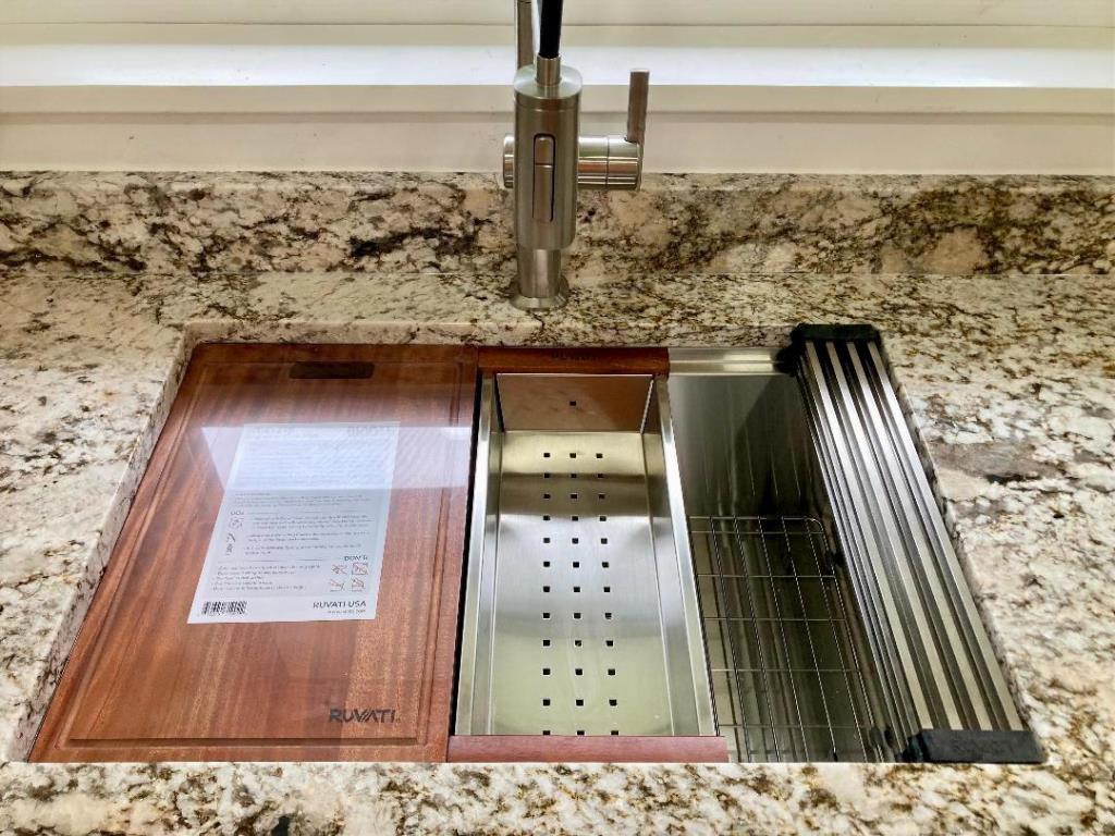 808 Bridle Lane Wheaton, IL 60187 - Photo 19 of 25