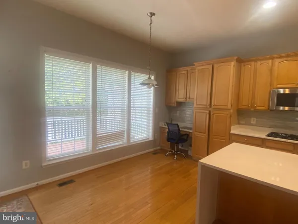 $4,250 | 13030 Greg Roy Lane, Herndon, VA 20171