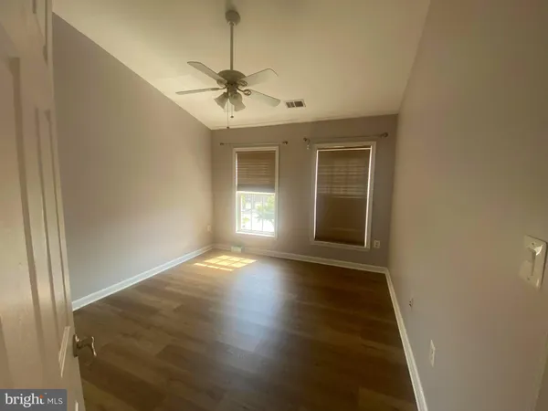 $4,250 | 13030 Greg Roy Lane, Herndon, VA 20171