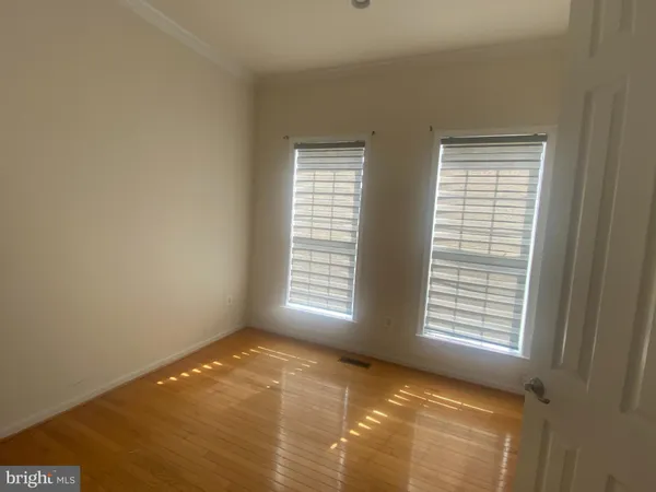 $4,250 | 13030 Greg Roy Lane, Herndon, VA 20171