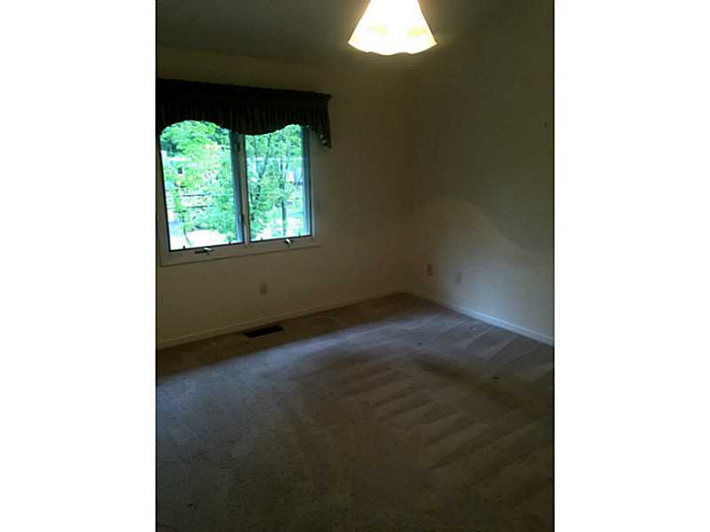 306 Dean Ridge Court, Unit 306 Cranston, RI 02920 - Photo 10 of 19 Bedroom.