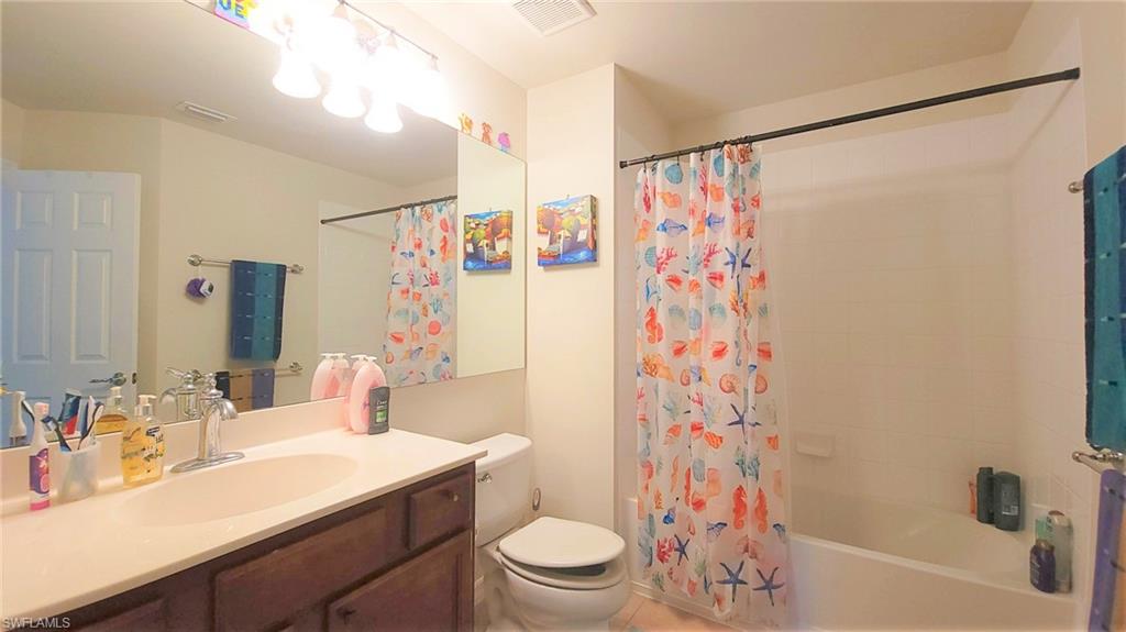 16117 Ravina Way, Unit 33 Naples, FL 34110 - Photo 15 of 25 Guest Bath