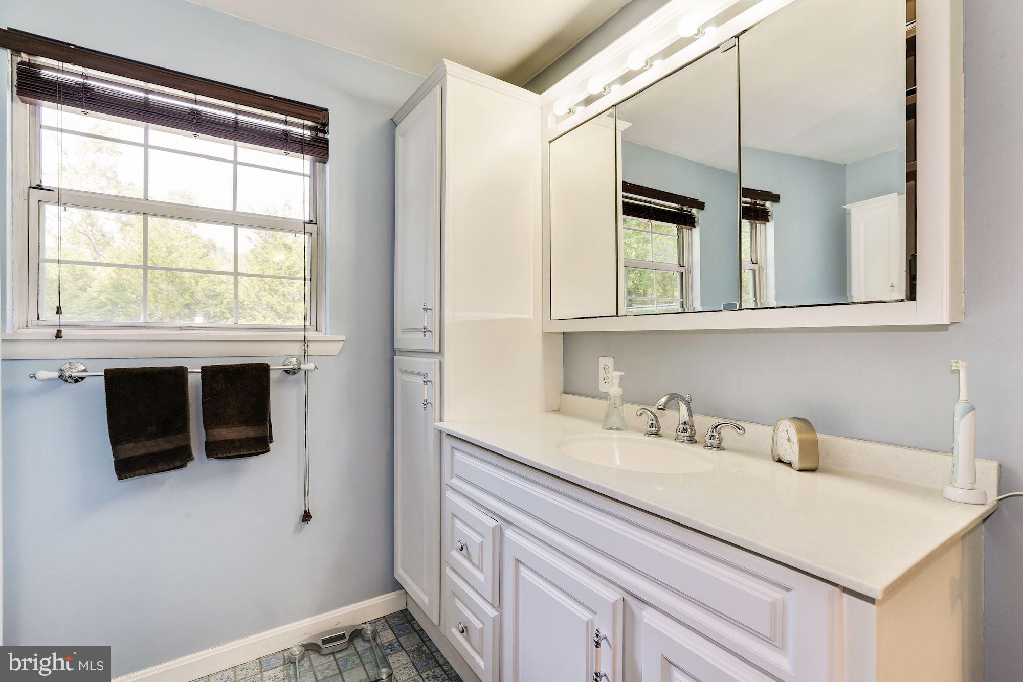5916 Tyler Road Deale, MD 20751 - Photo 21 of 29 Full bath 2nd Fl