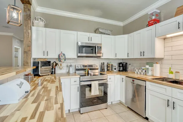 $299,999 | 7995 Havana Highway, Havana, FL 32333