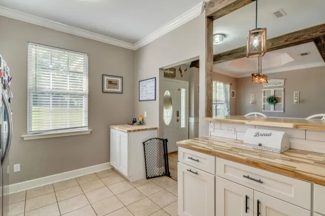 $299,999 | 7995 Havana Highway, Havana, FL 32333