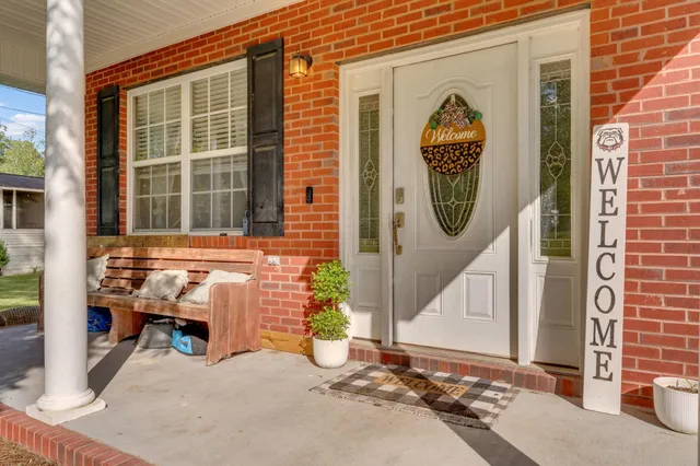 $299,999 | 7995 Havana Highway, Havana, FL 32333