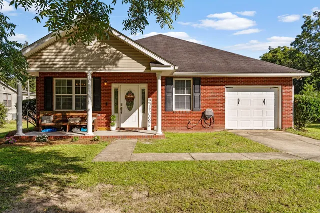 $299,999 | 7995 Havana Highway, Havana, FL 32333