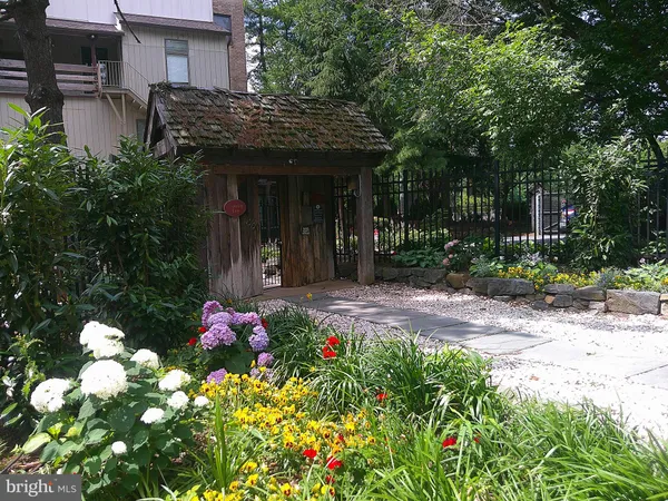 $2,050 | 1880 Superfine Lane, Wilmington, DE 19802