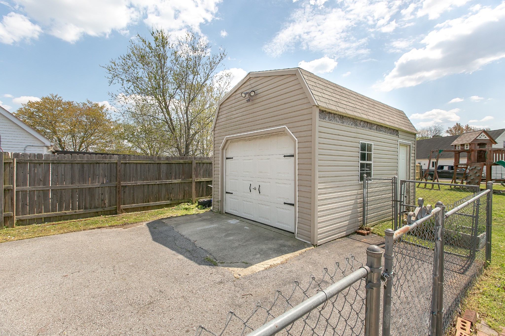 7953 Franklin Road Murfreesboro, TN 37128 - Photo 22 of 26 a view of a backyard