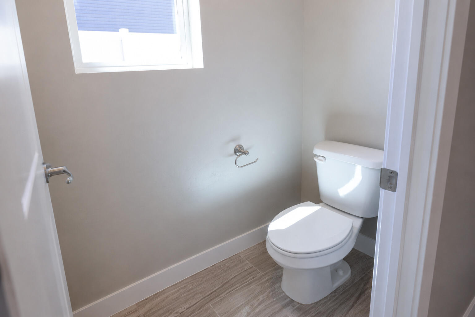 94 North Windsor Road Cedar City, UT 84720 - Photo 29 of 57 Primary Bathroom