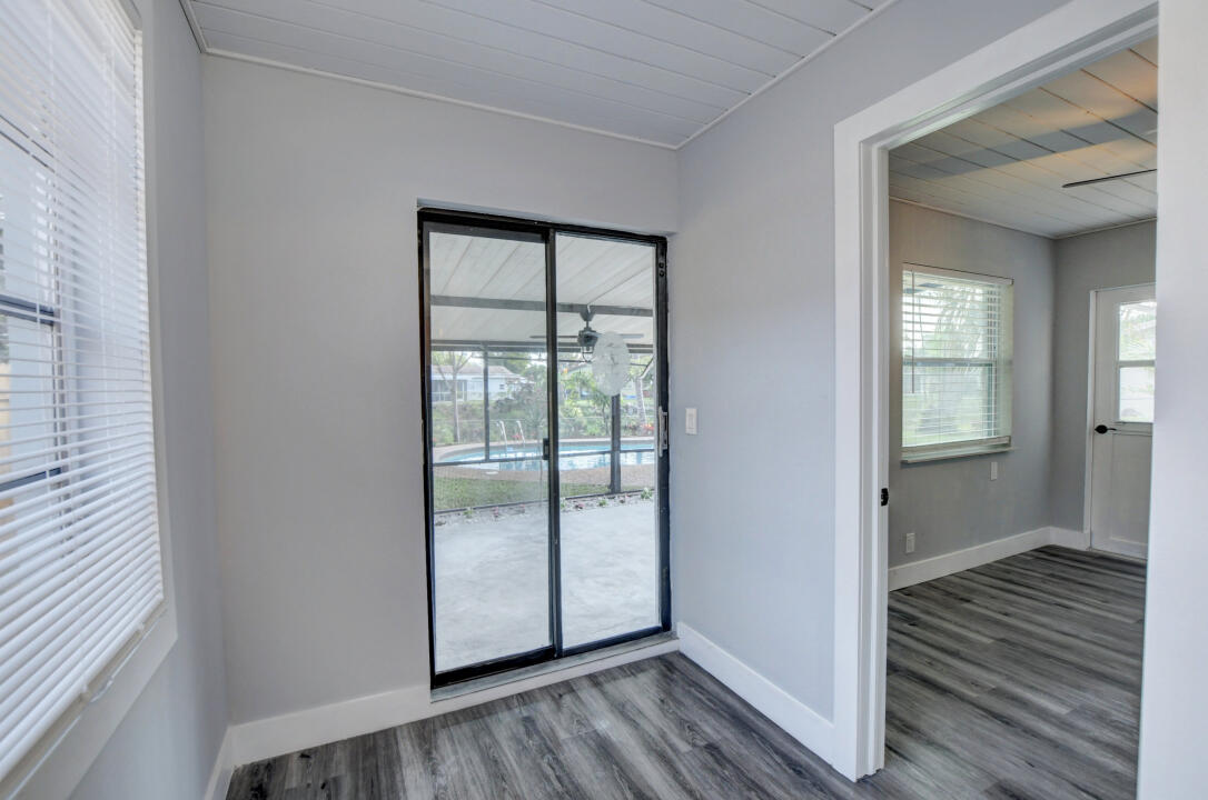 22778 Southwest 65th Way Boca Raton, FL 33428 - Photo 26 of 35 26
