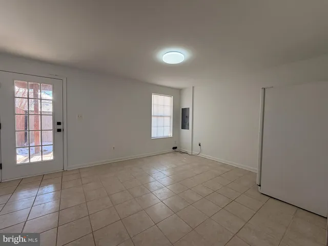 $2,998 | 439 Ginkgo Terrace Northeast, Leesburg, VA 20176