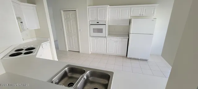 $3,000 | 729 Kenwood Circle, Melbourne, FL 32940