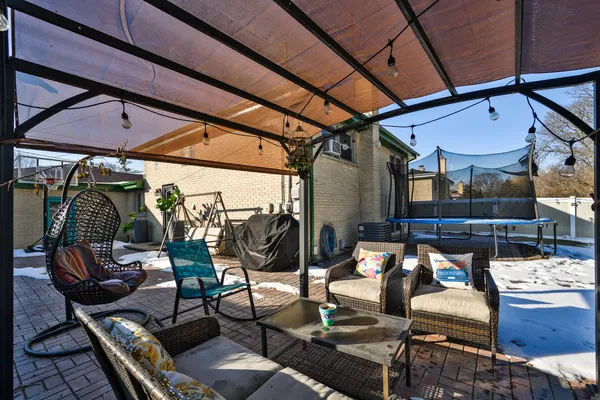 a view of a patio