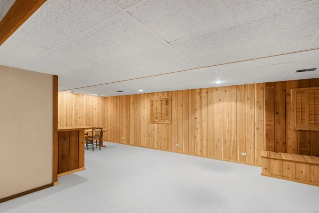 a view of a livingroom with furniture and furniture