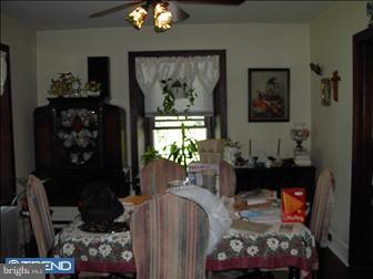 705 Wagontown Road Coatesville, PA 19320 - Photo 2 of 4 Dining Room