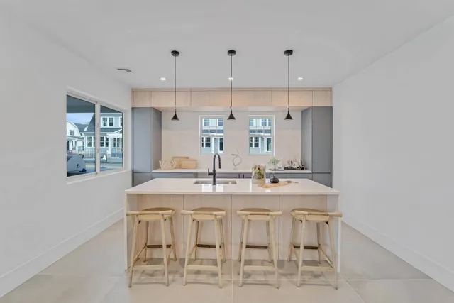 $1,799,000 | 12 Depot Road, Unit 1102, Westhampton Beach, NY 11978