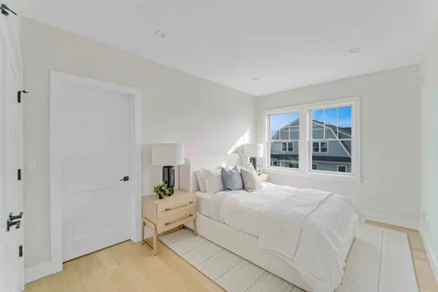 $1,799,000 | 12 Depot Road, Unit 1102, Westhampton Beach, NY 11978