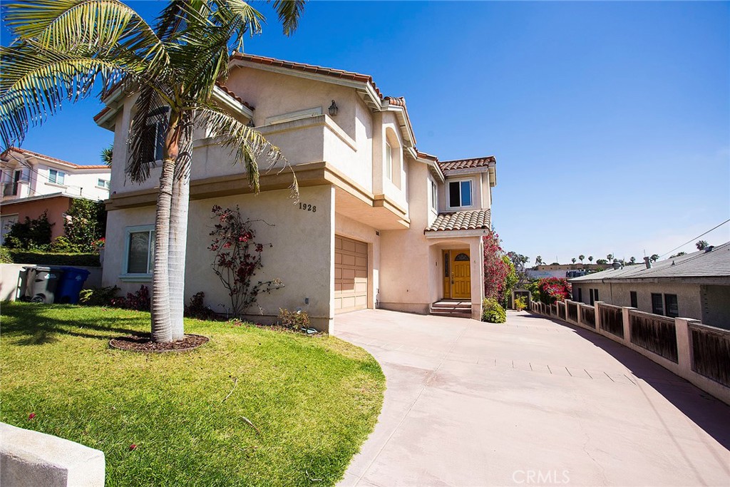 1928 Ruhland Avenue, Unit A Redondo Beach, CA 90278 - Photo 2 of 37