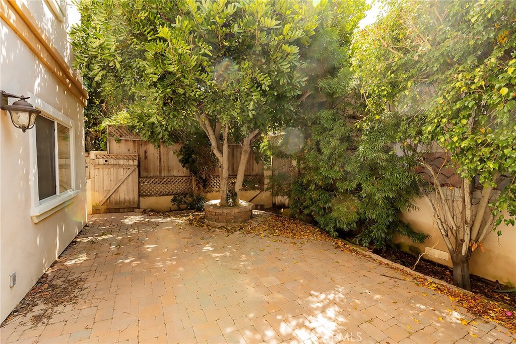 1928 Ruhland Avenue, Unit A Redondo Beach, CA 90278 - Photo 37 of 37