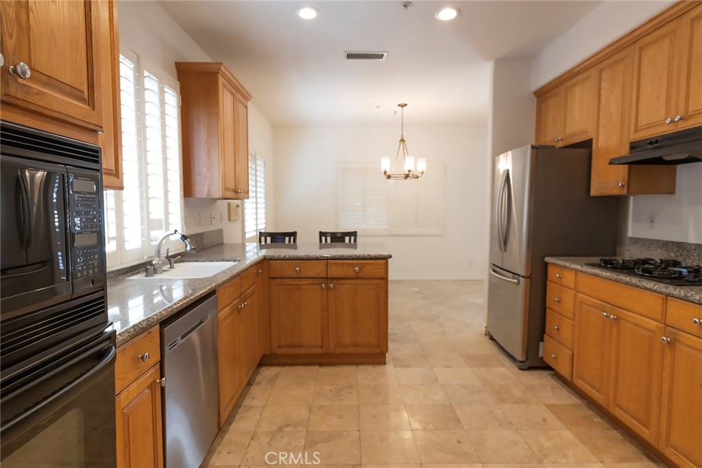 1928 Ruhland Avenue, Unit A Redondo Beach, CA 90278 - Photo 6 of 37