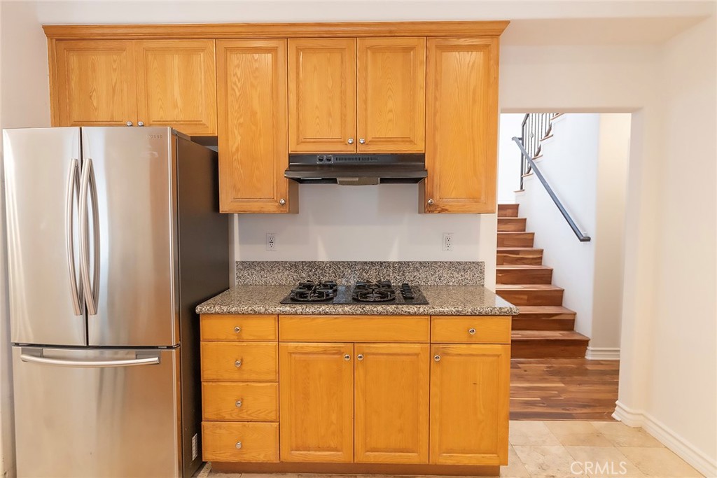 1928 Ruhland Avenue, Unit A Redondo Beach, CA 90278 - Photo 7 of 37