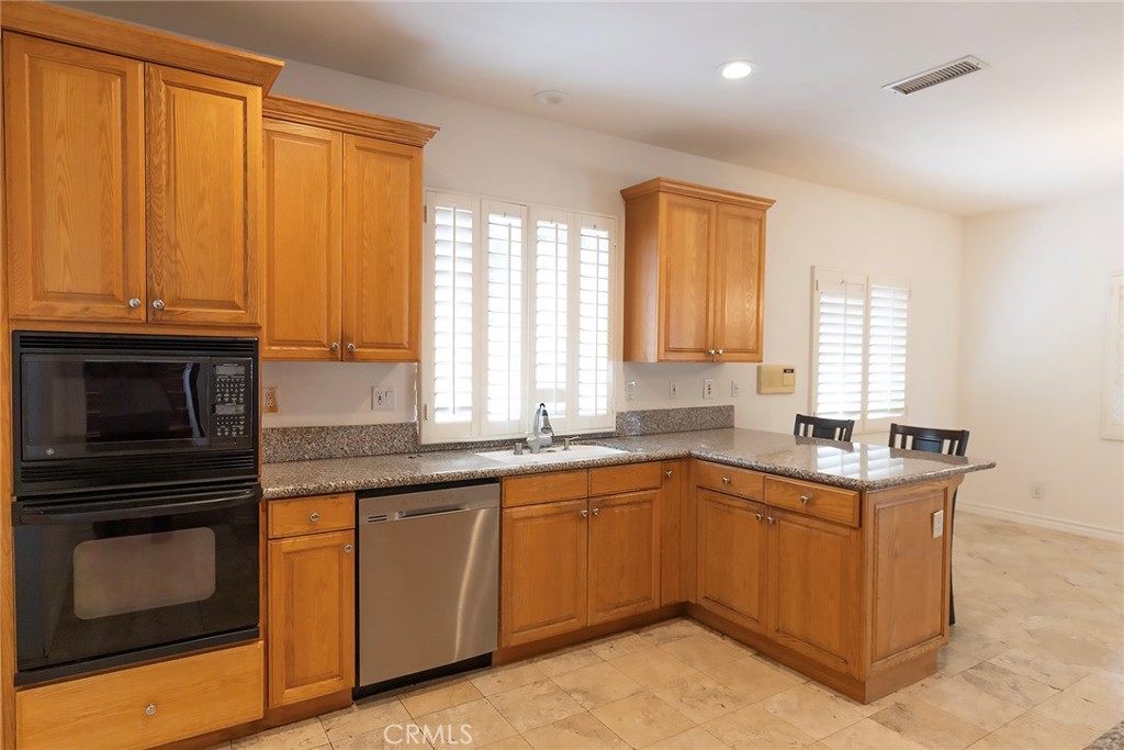 1928 Ruhland Avenue, Unit A Redondo Beach, CA 90278 - Photo 8 of 37