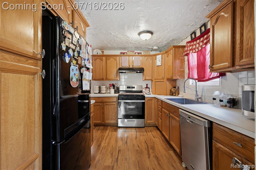9490 Clark Road East Lansing, MI 48823 - Photo 13 of 30