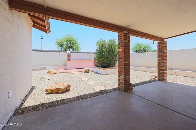 $395,000 | 12031 North 53rd Avenue, Glendale, AZ 85304