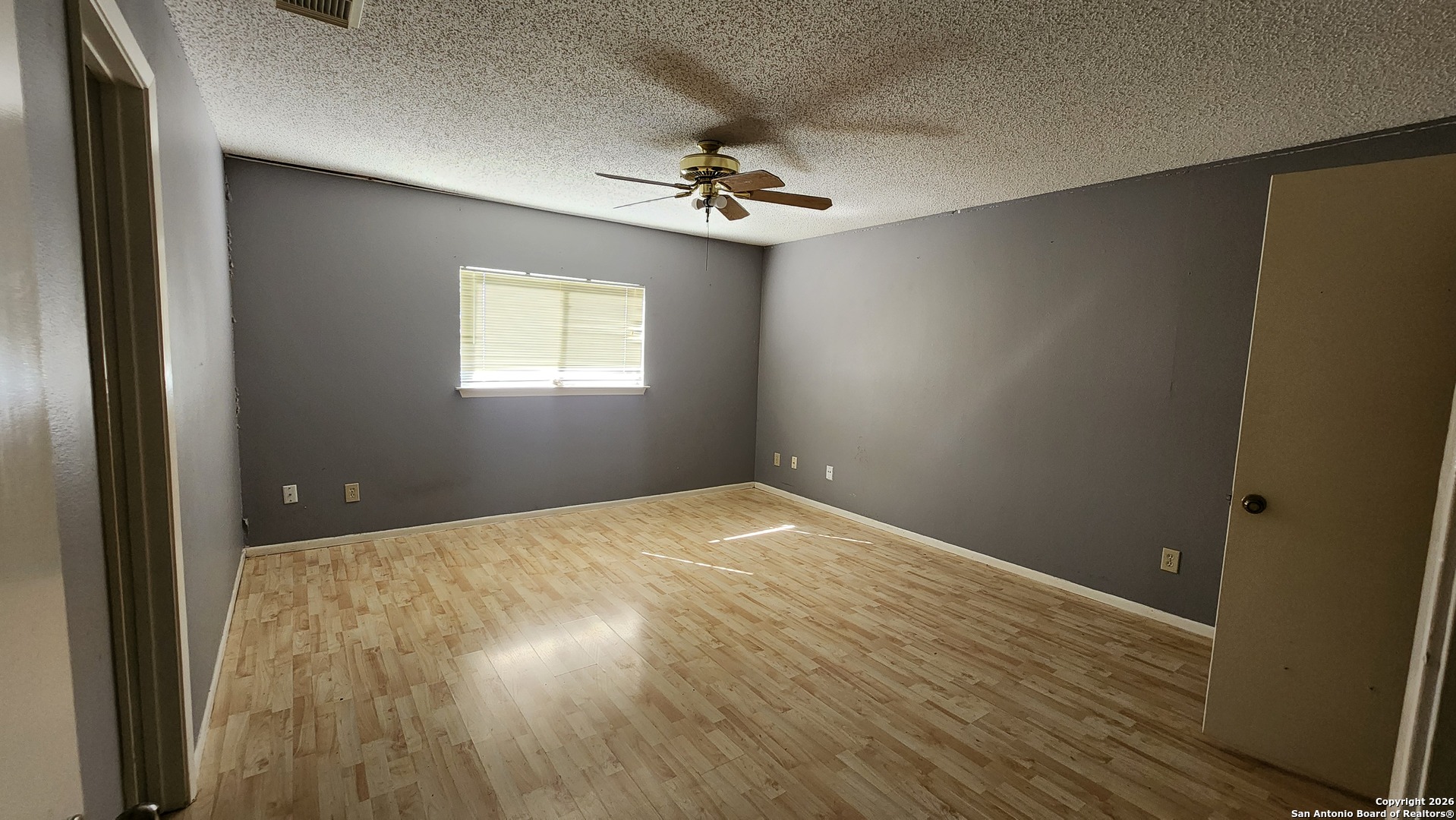 8206 Talkenhorn Converse, TX 78109 - Photo 7 of 13