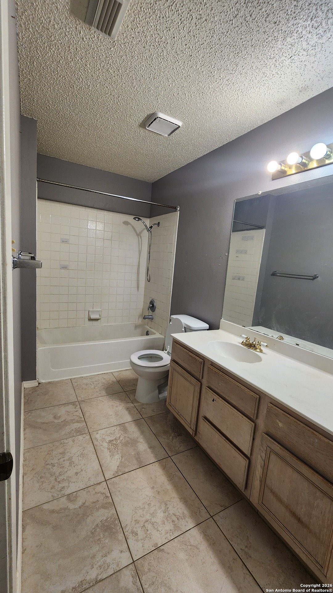 8206 Talkenhorn Converse, TX 78109 - Photo 8 of 13