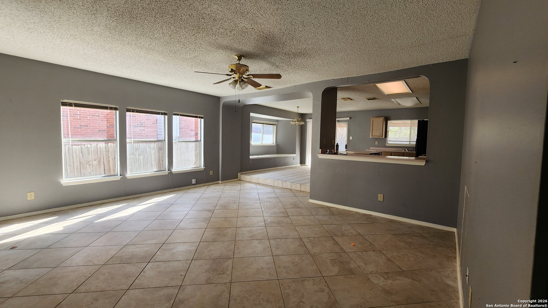 8206 Talkenhorn Converse, TX 78109 - Photo 10 of 13