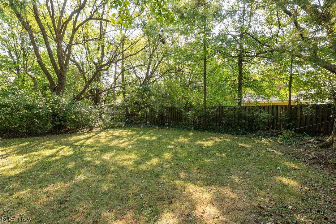 2555 Princeton Road Cleveland, OH 44118 - Photo 28 of 29 Gallery Image 28