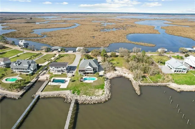 $599,000 | 343 Carr Drive, Slidell, LA 70458