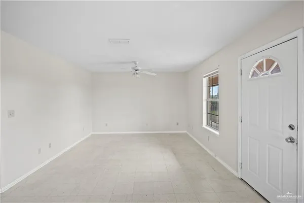 $850 | 800 West Javelina Drive, Unit 3, Pharr, TX 78577