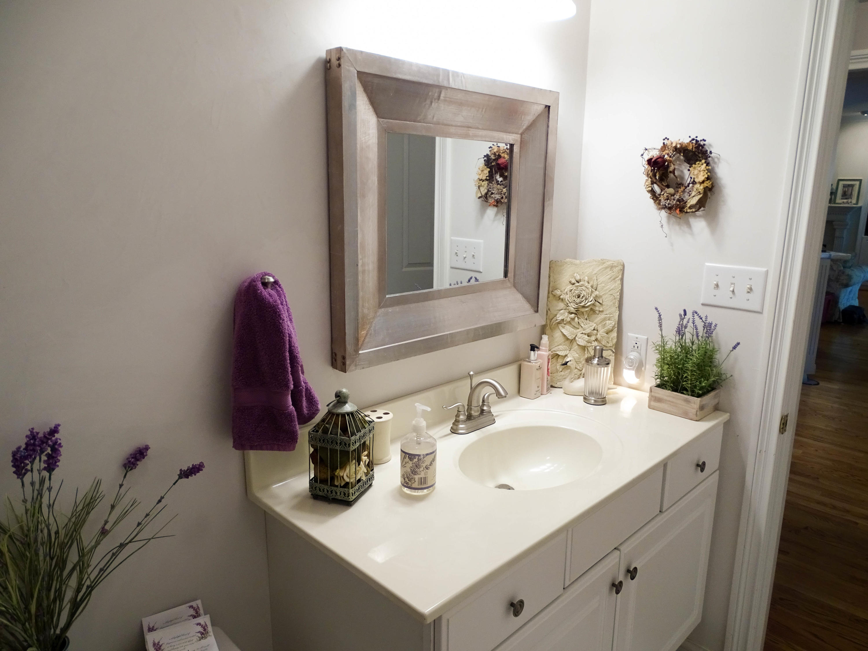9227 Colchester Ridge Road Knoxville, TN 37922 - Photo 15 of 23 Hall Bath 2