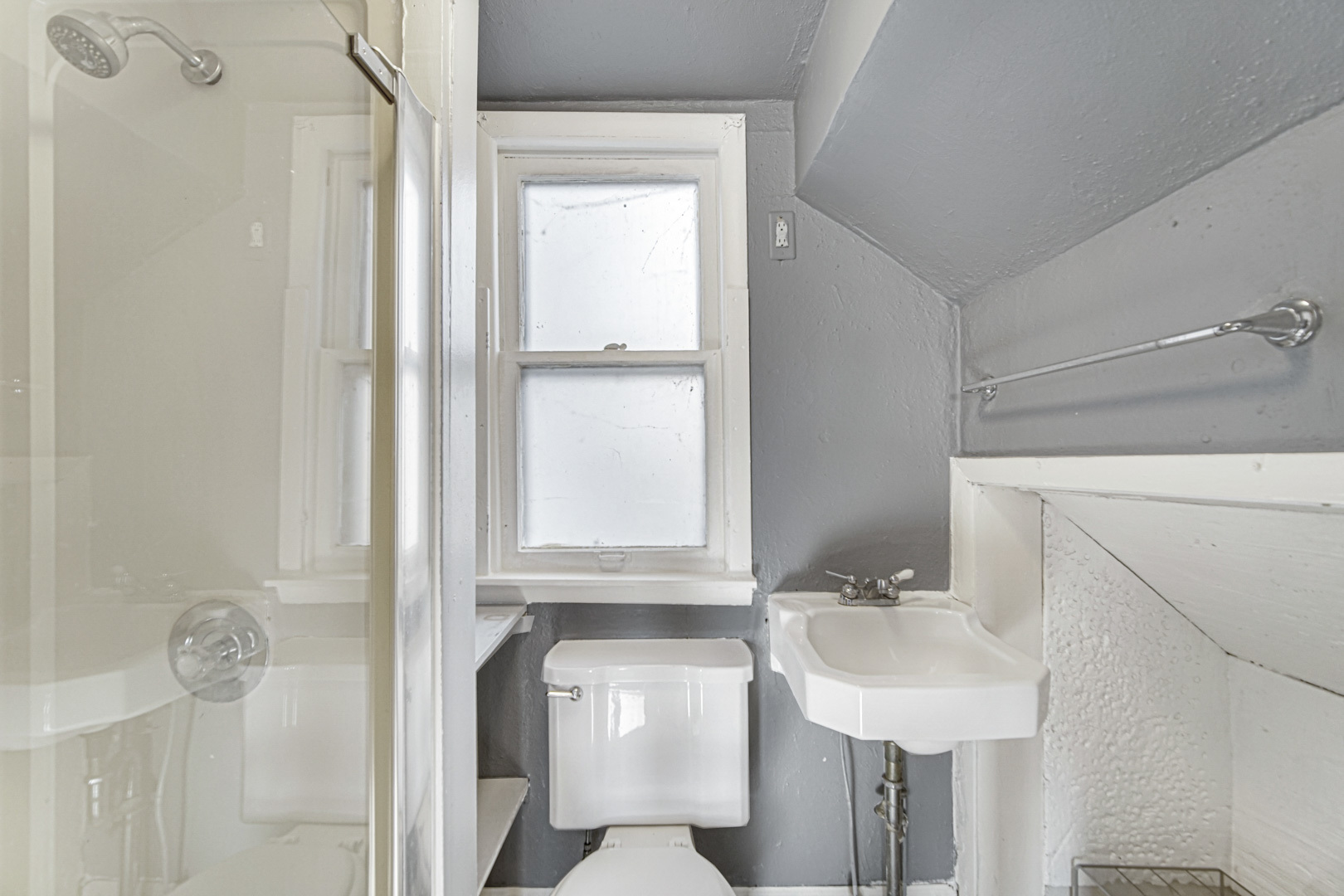 15409 Joliet Road Plainfield, IL 60544 - Photo 6 of 32 a bathroom with a sink a toilet and a mirror