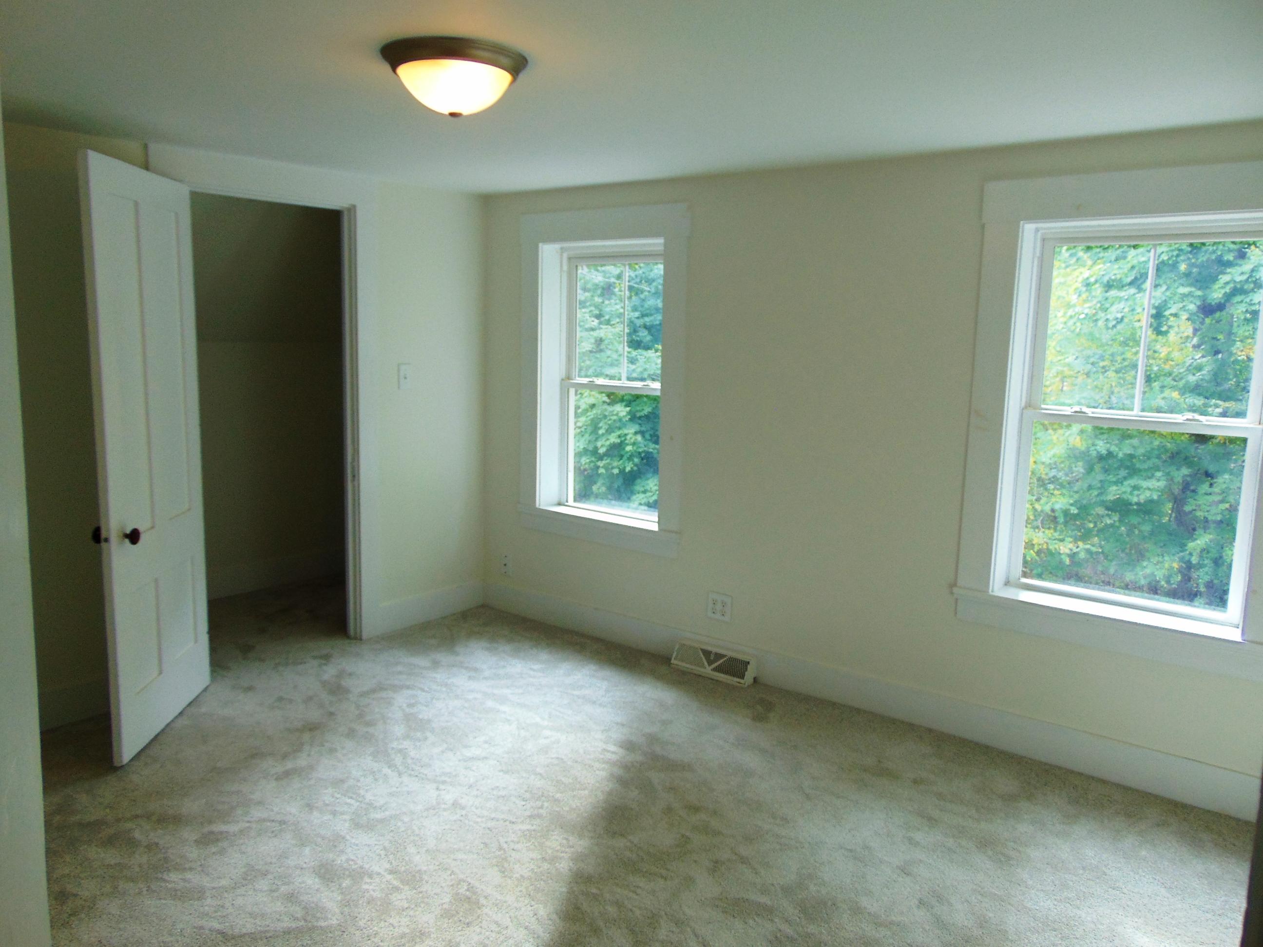103 Beacon Street Bath, ME 04530 - Photo 11 of 27 DSC01585