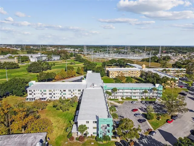 $174,900 | 2455 Finlandia Lane, Unit 67, Clearwater, FL 33763
