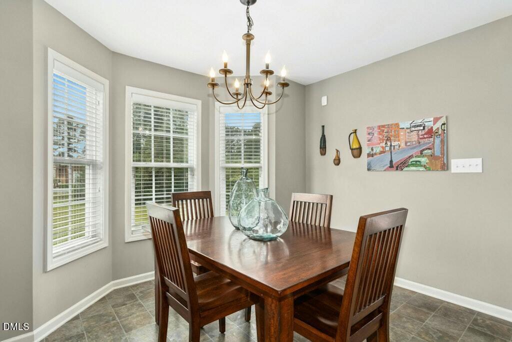 1052 Aquilla Road Benson, NC 27504 - Photo 15 of 31 Dining area with bay window