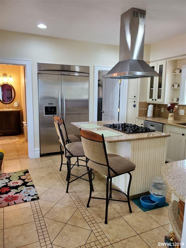 887 Monmouth Street Independence, OR 97351 - Photo 19 of 32