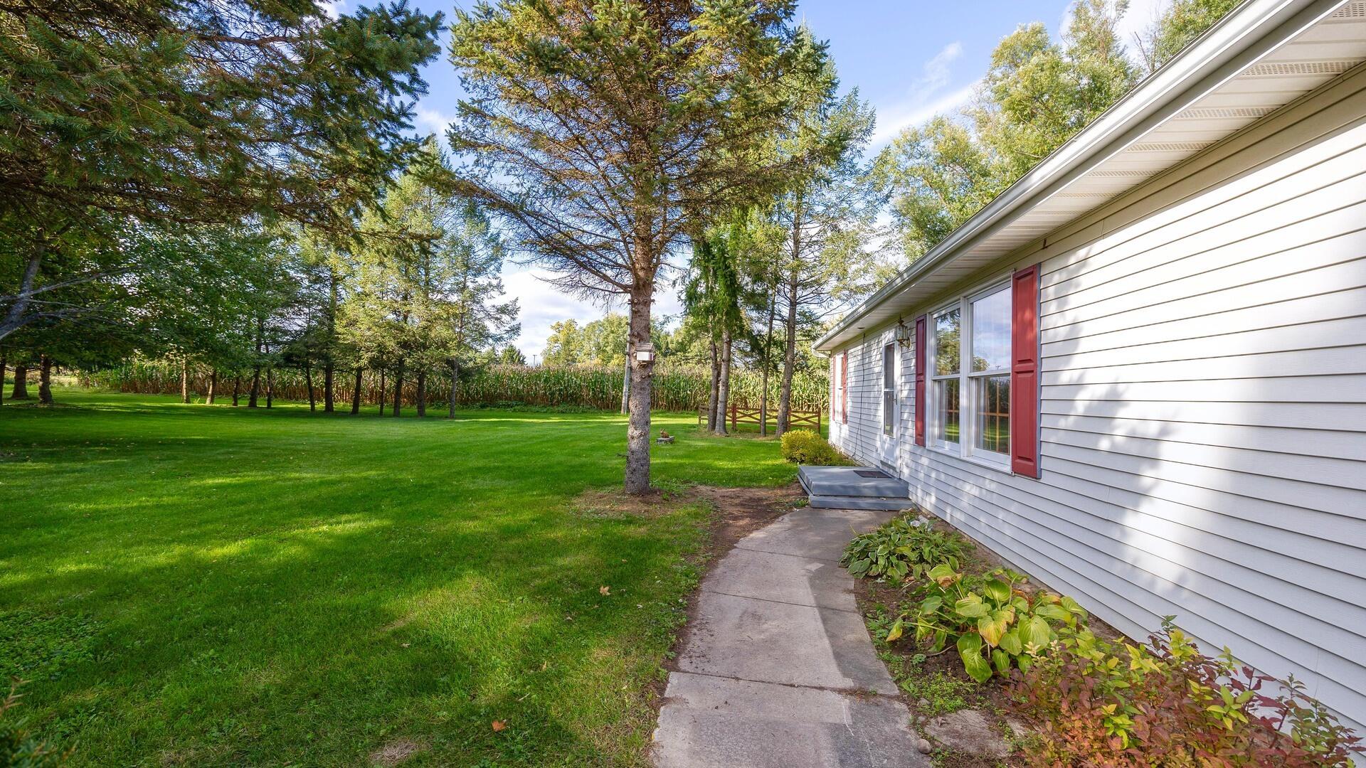 11725 Hardcastle Road Brooklyn, MI 49230 - Photo 14 of 63 00__11