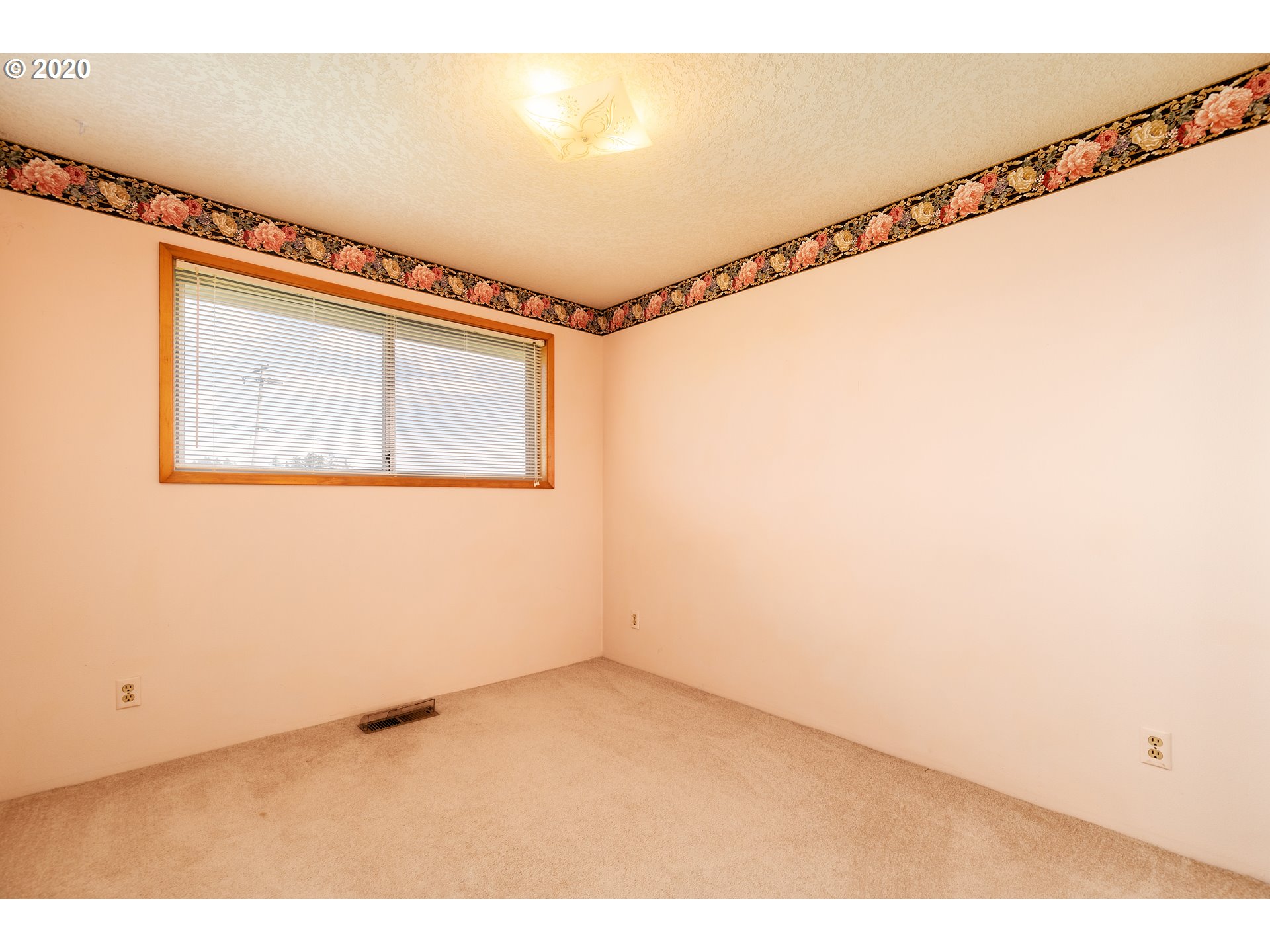 16481 South Springwater Road Oregon City, OR 97045 - Photo 15 of 32