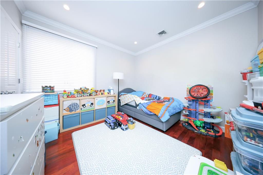 2679 East 24th Street, Unit 1B Brooklyn, NY 11235 - Photo 8 of 18