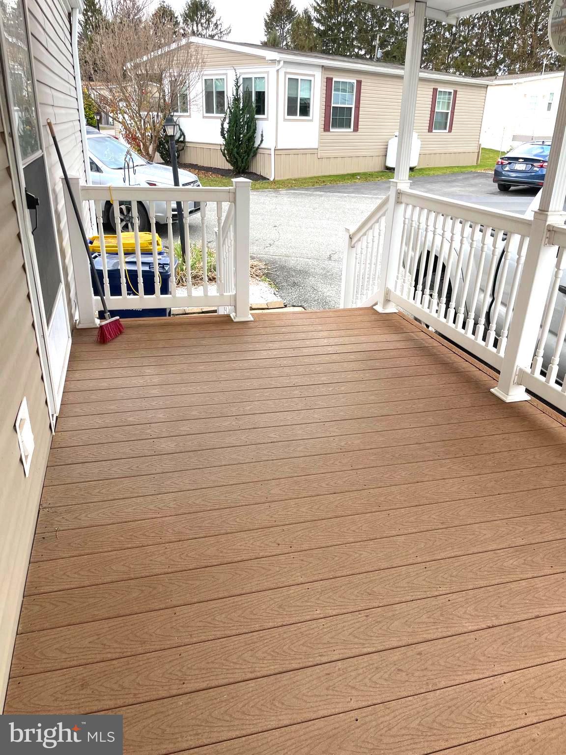 31 Jere Road Gordonville, PA 17529 - Photo 23 of 28 Porch toward street