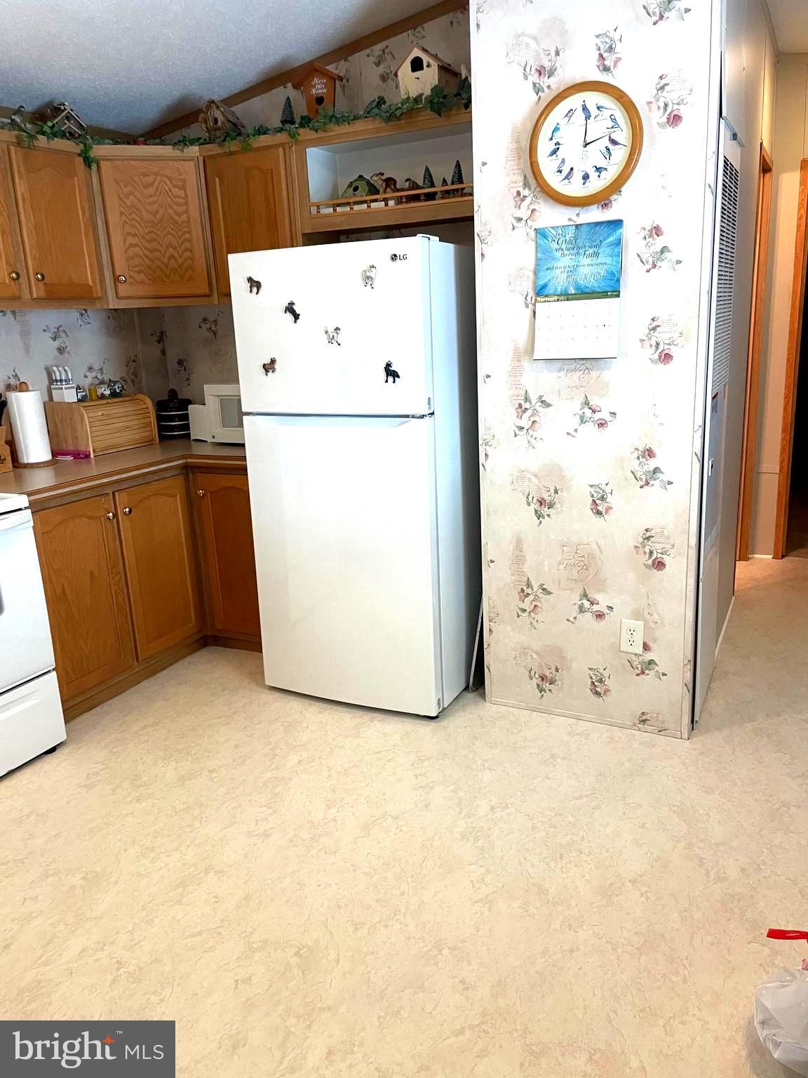 31 Jere Road Gordonville, PA 17529 - Photo 10 of 28 Kitchen