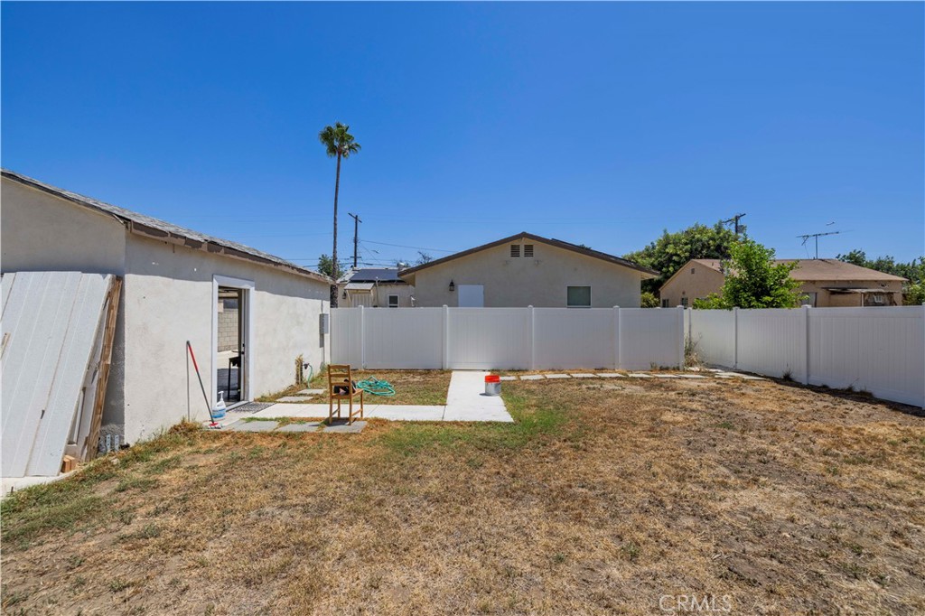 10353 Rincon Avenue Pacoima, CA 91331 - Photo 40 of 53