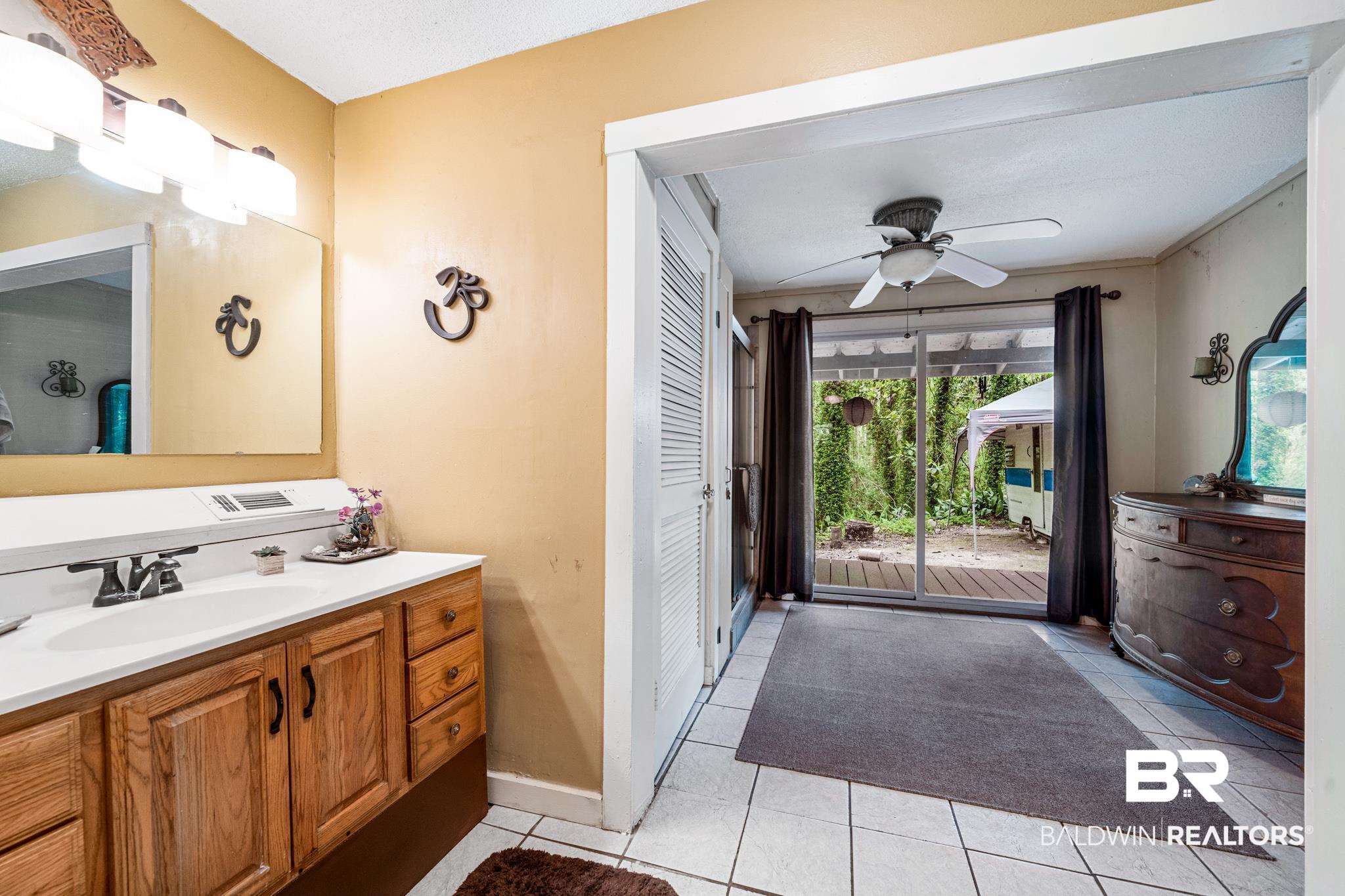 223 Montclair Loop Daphne, AL 36526 - Photo 10 of 24 Master Bath