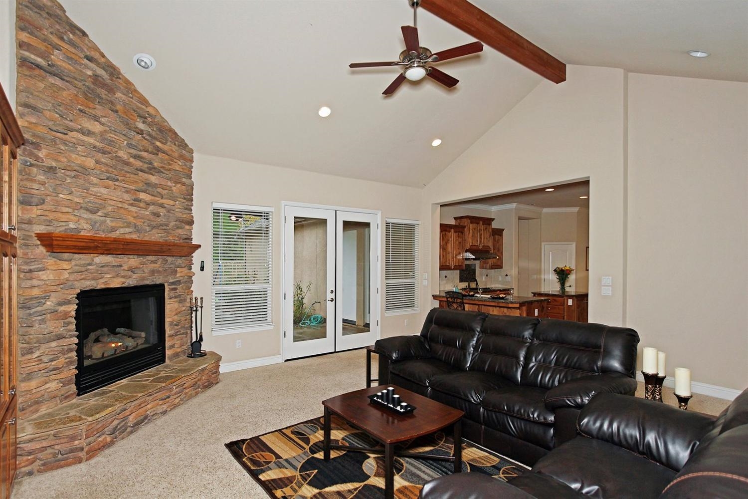 20121 Nicholas Road Clovis, CA 93619 - Photo 4 of 10 Gallery Image 4