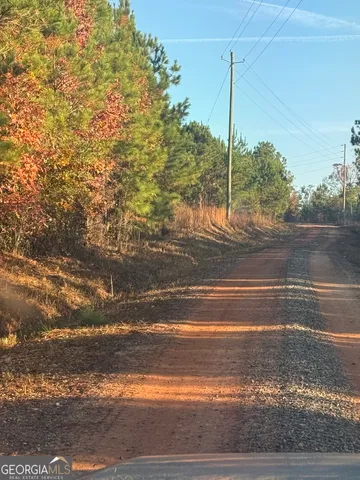 a view of a tennis court